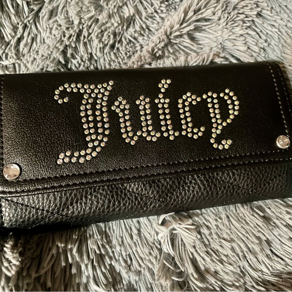 Juicy Couture Black and White Logo Wallet